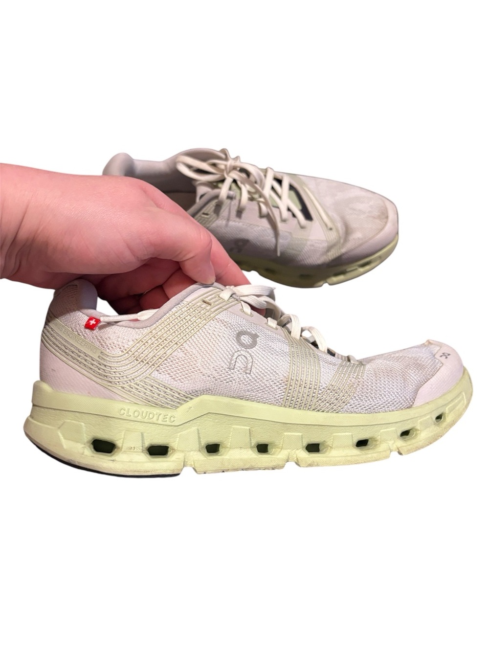 On Cloudgo Women’s Walking Running Shoes Grey/Green - 9.5